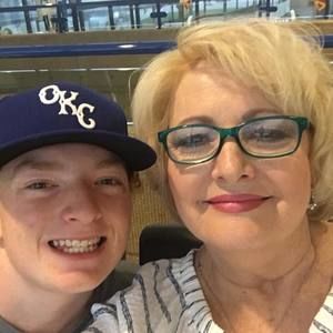 Meet your Posher, Sylvia